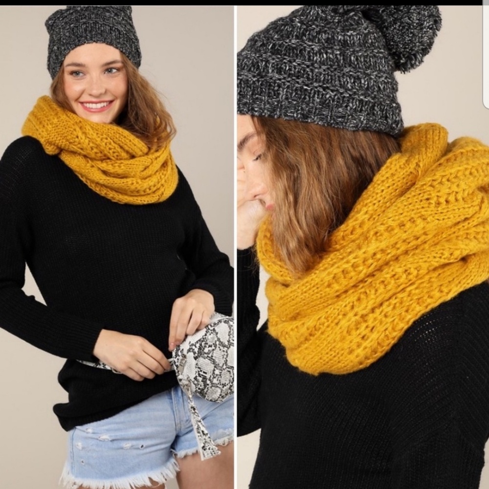 👾 3/$10 ❄️ Mustard Infiniti Scarf ❄️ - Picture 3 of 4